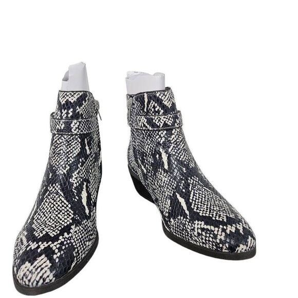 Coach dylan booties NIB - Picture 1 of 6